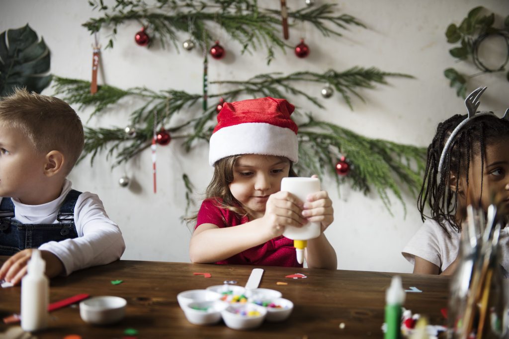 Little Leo's Childcare | 25 Days of Christmas Fun: A Chocolate-Free Countdown Calendar for Kids 🎄 Popsicle Stick Stars